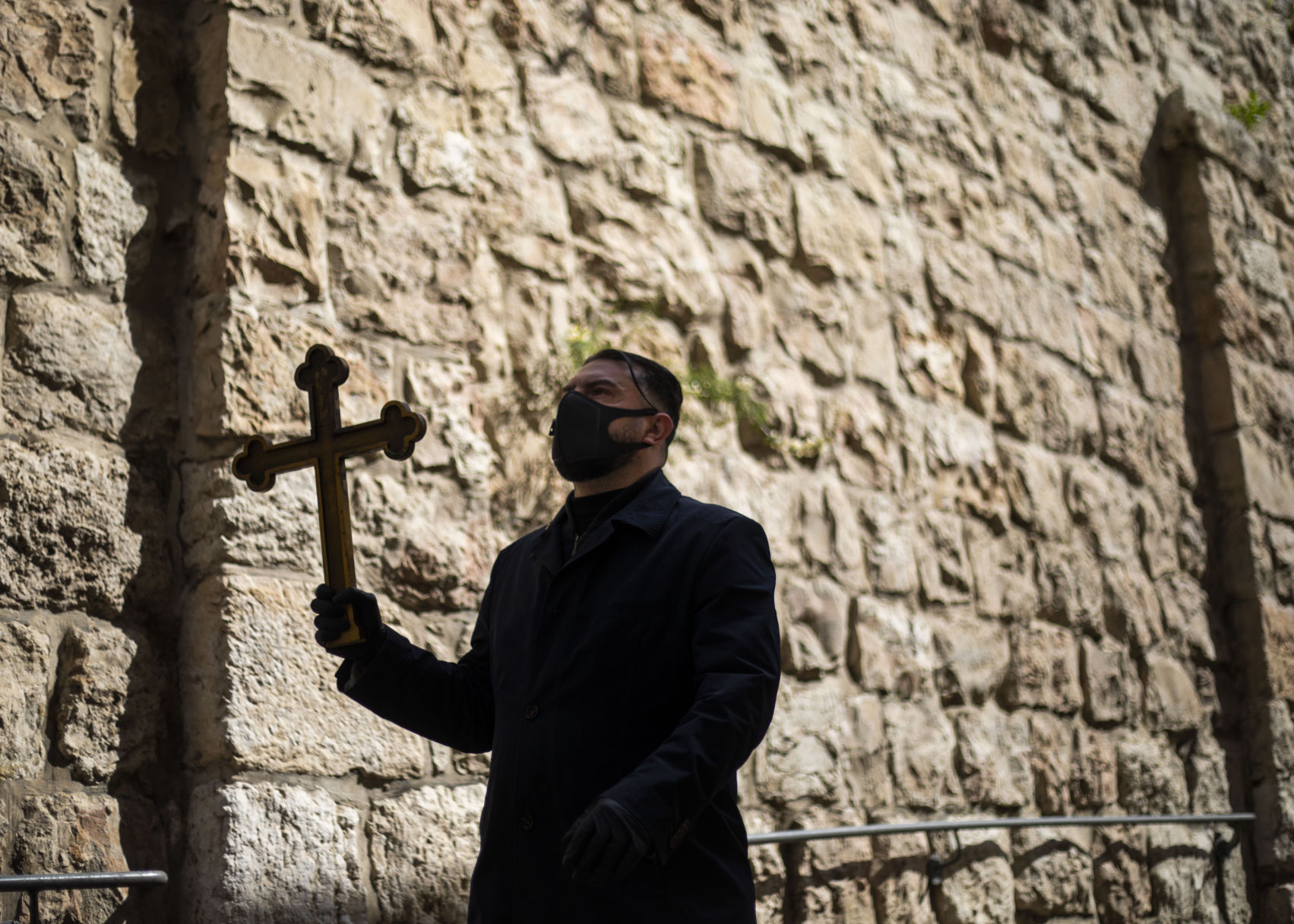 APTOPIX Virus Outbreak Mideast Jerusalem Good Friday